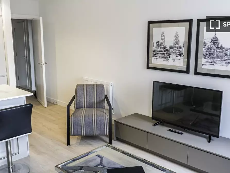 Immagine 3 di Appartamento in affitto  in Flat 104, 6 Bromehead St, Whitechapel, London E1 2PQ a Poplar