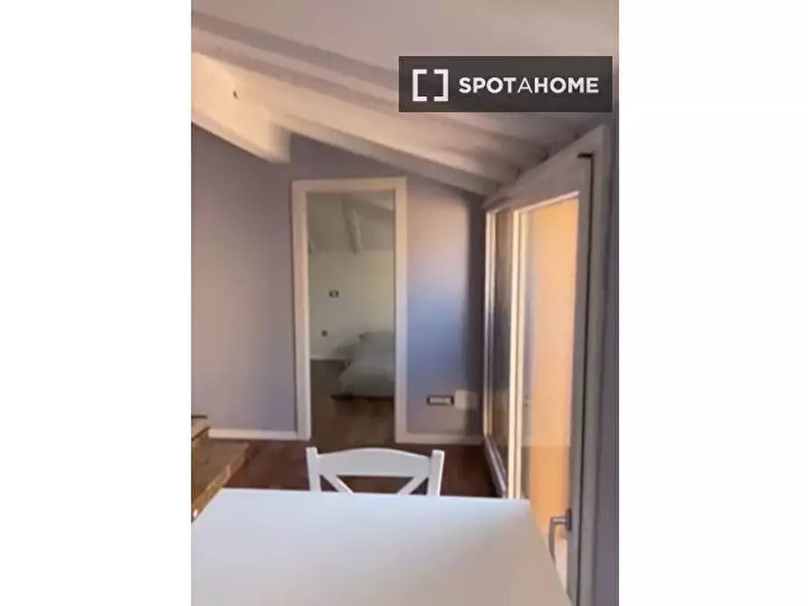 Immagine 3 di Appartamento in affitto  in Via de' Castagnoli a Bologna