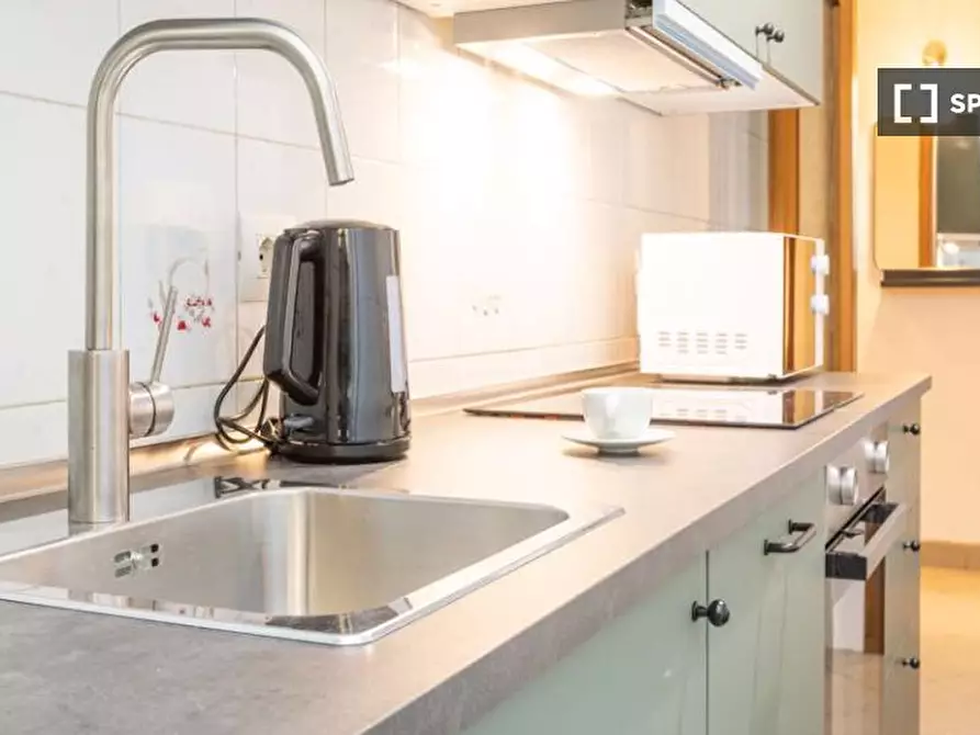 Immagine 16 di Camera condivisa in affitto  in Via Novegno a Milano