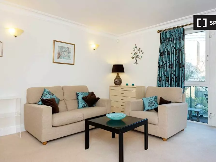 Immagine 1 di Appartamento in affitto  in Flat Walpole House a Camberwell