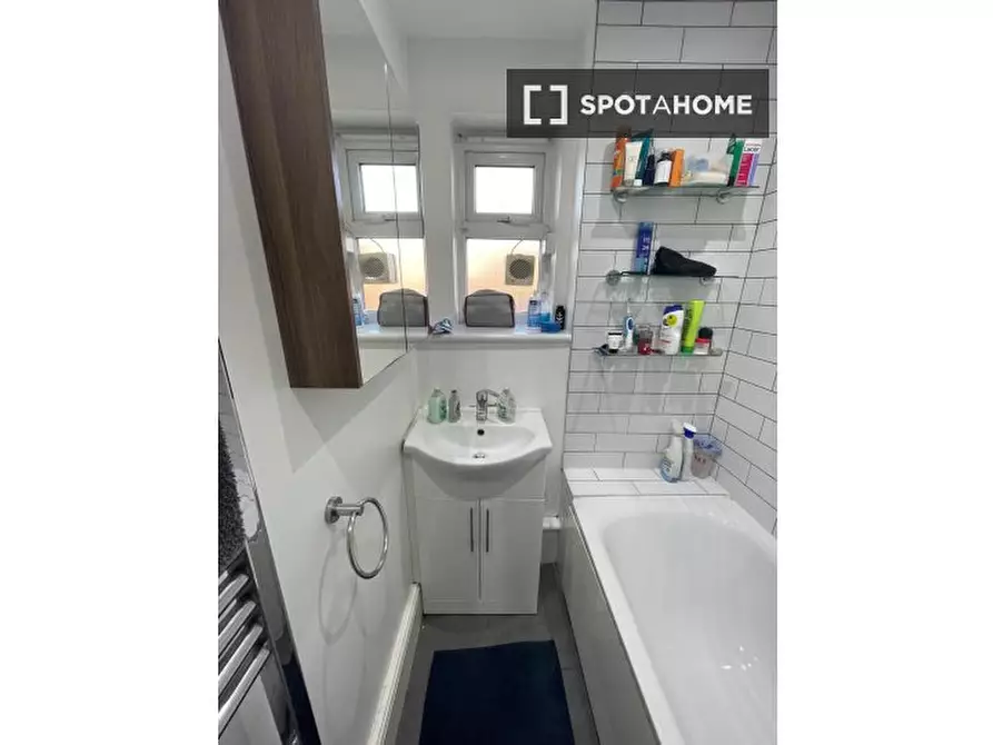Immagine 6 di Camera condivisa in affitto  in Woolridge Way a Hackney