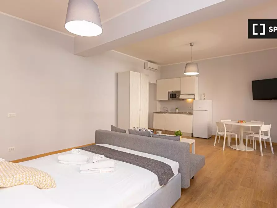 Immagine 11 di Appartamento in affitto  in Via Alessandria a Roma