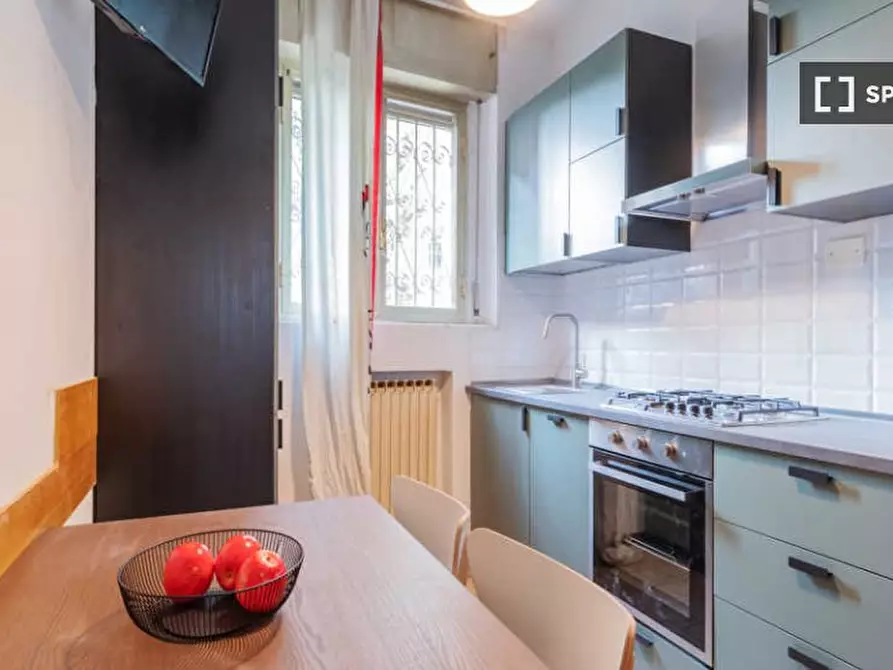 Immagine 6 di Camera condivisa in affitto  in Via San Donato a Bologna