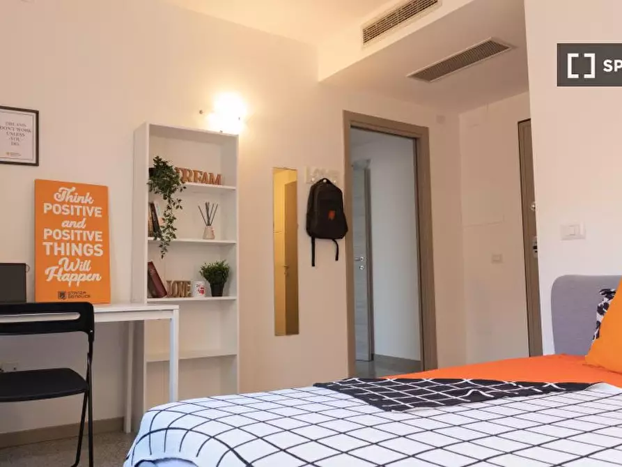 Immagine 11 di Camera condivisa in affitto  in Via Dante a Cagliari