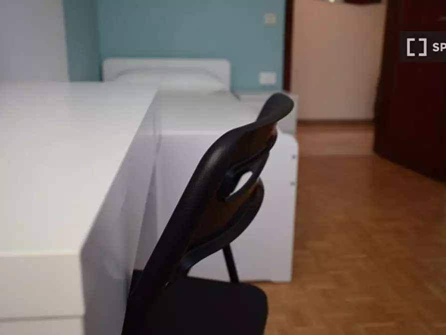 Immagine 10 di Camera condivisa in affitto  in Rocca D'anfo a Brescia