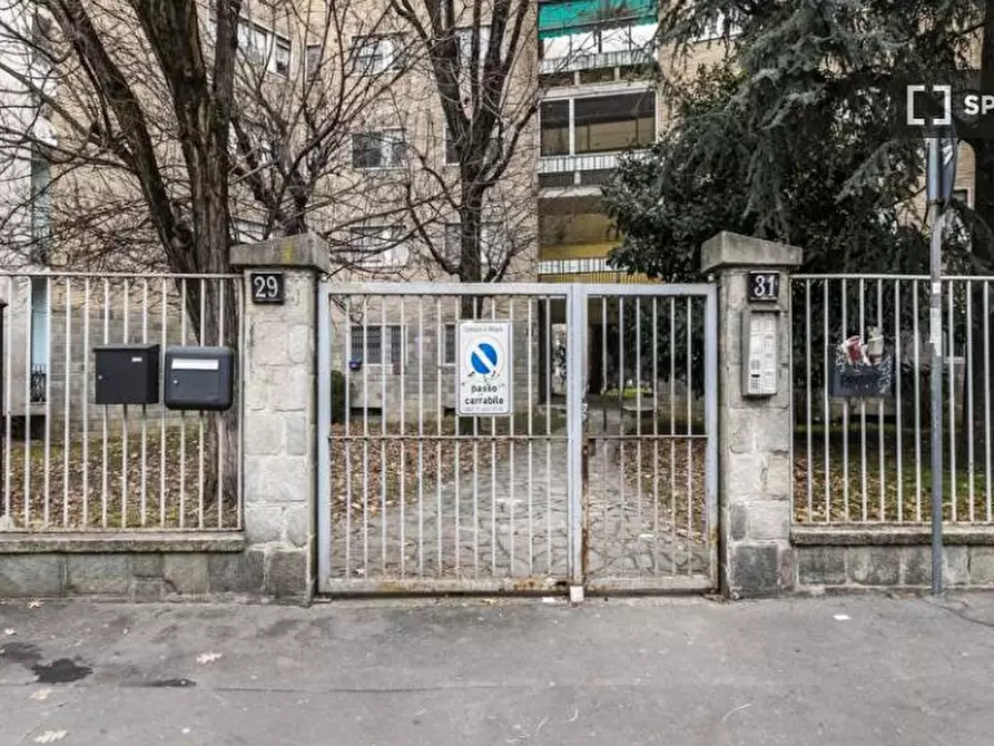 Immagine 12 di Camera condivisa in affitto  in Via Moncalvo a Milano
