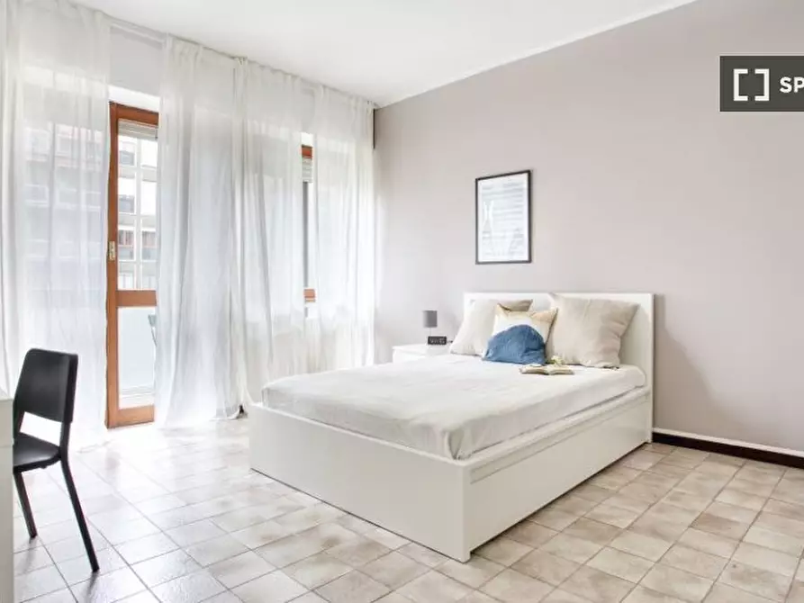 Immagine 1 di Camera condivisa in affitto  in Via Ronchi a Milano