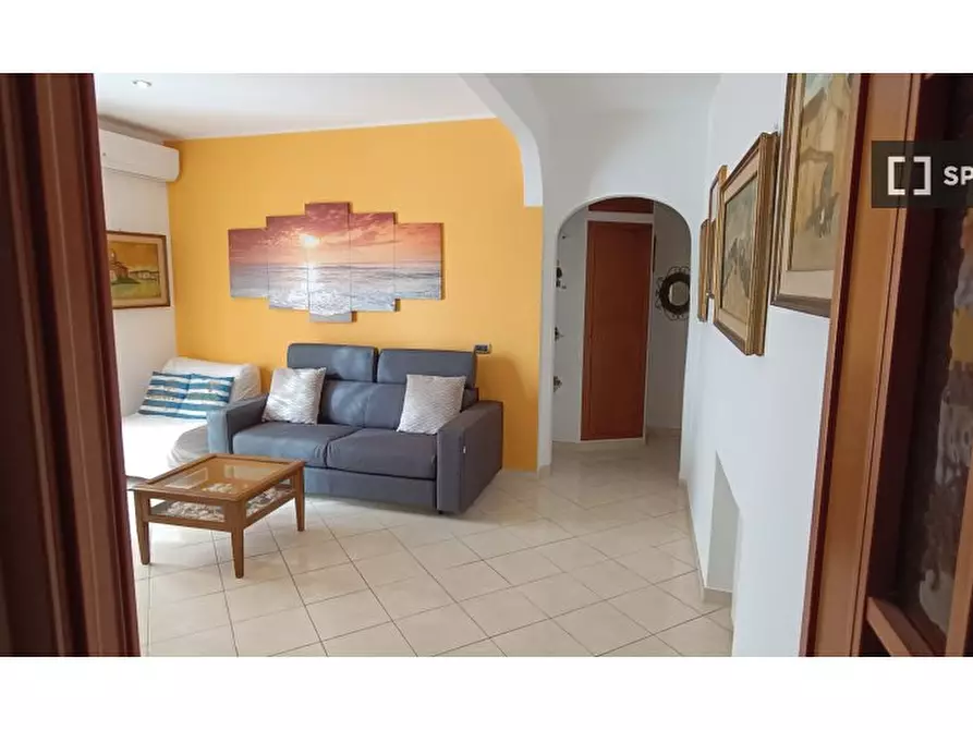 Immagine 9 di Appartamento in affitto  in Via delle Triremi a Roma