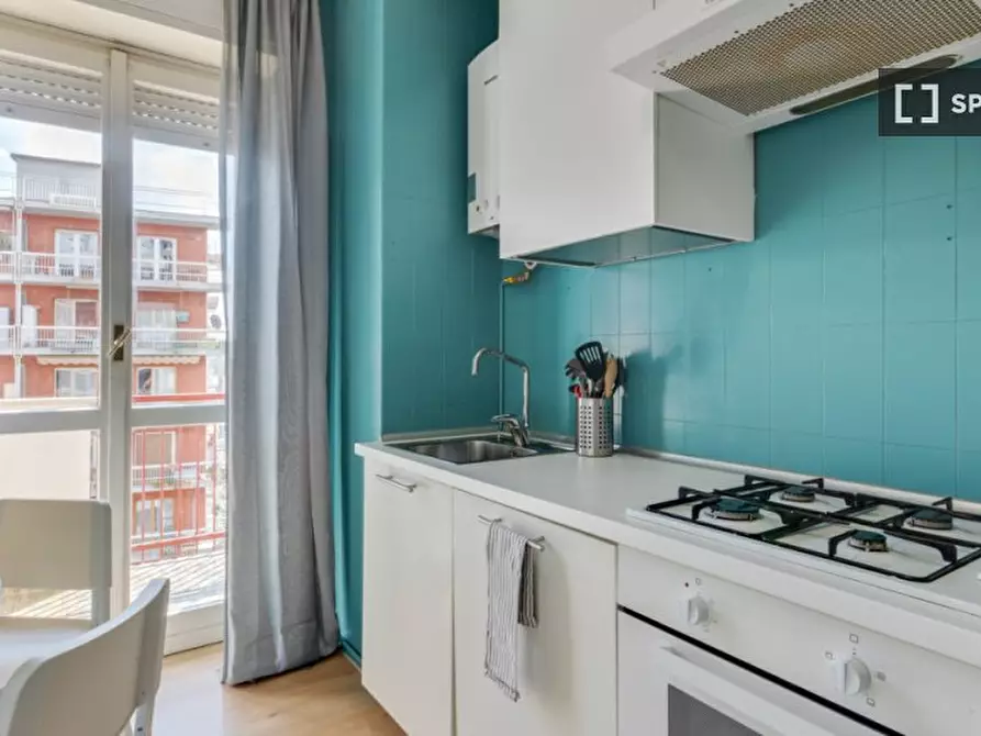 Immagine 12 di Camera condivisa in affitto  in Viale Evaristo Stefini a Milano