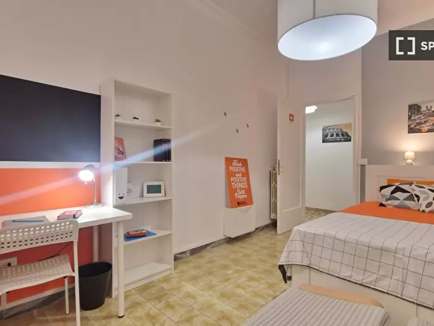 Immagine 5 di Camera condivisa in affitto  in Viale Angelico a Roma