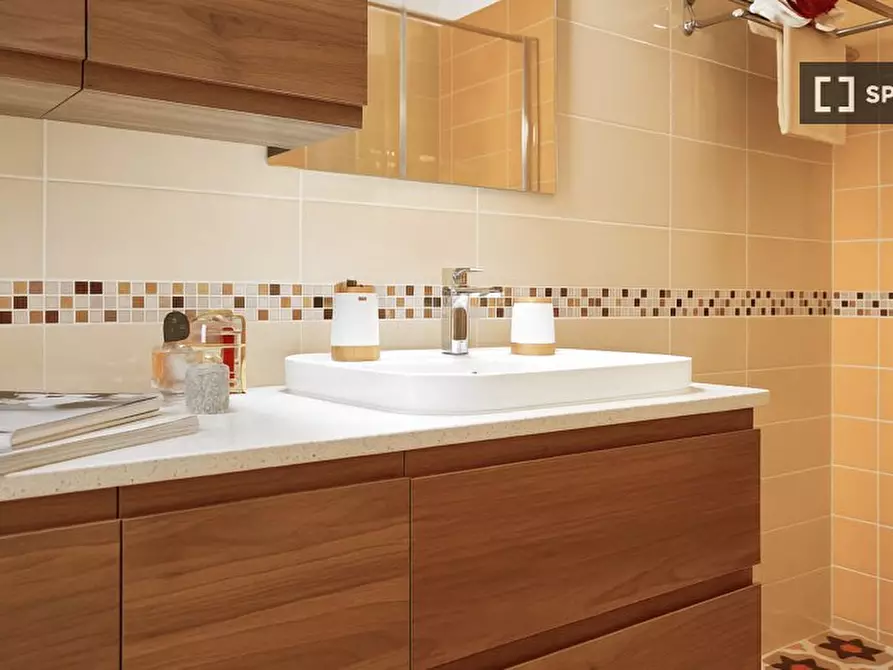 Immagine 13 di Ufficio in affitto  in Via Giovanni Battista Pergolesi a Milano