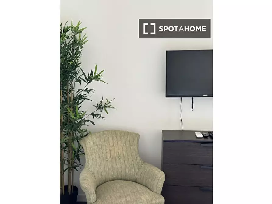 Immagine 5 di Appartamento in affitto  in Via Atto Vannucci a Milano