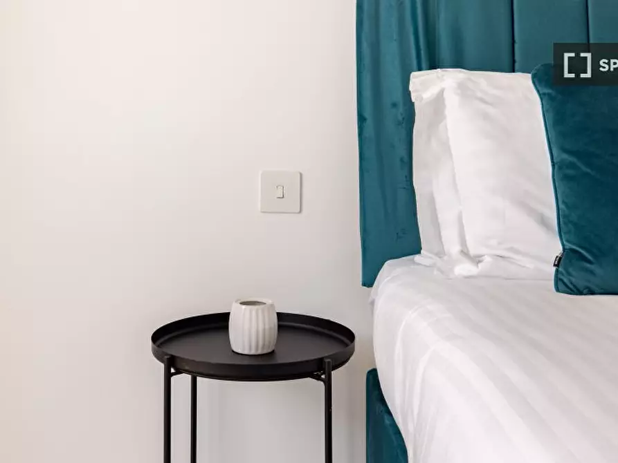 Immagine 19 di Appartamento in affitto  in Harlequin Ave a Hounslow