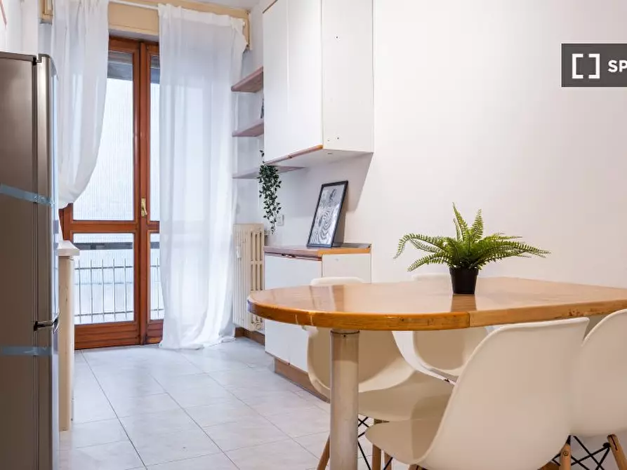 Immagine 12 di Camera condivisa in affitto  in P.za Imperatore Tito a Milano