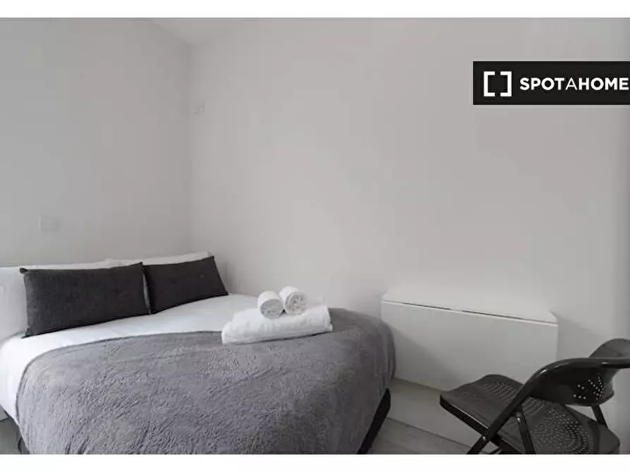 Immagine 12 di Appartamento in affitto  in Flat a Hackney