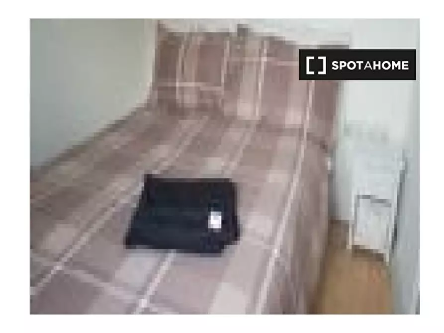 Immagine 5 di Appartamento in affitto  in Elizabethan Way a 