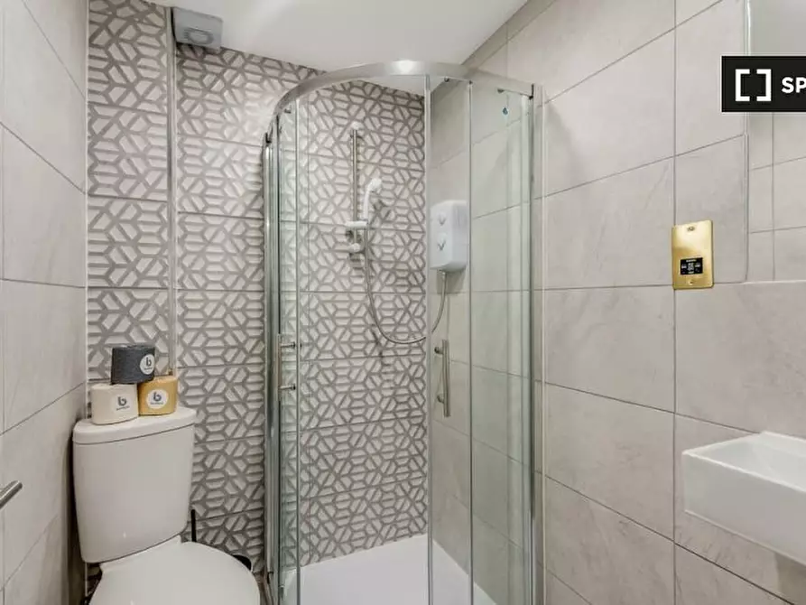 Immagine 11 di Ufficio in affitto  in Flat 25 High Rd a Tottenham