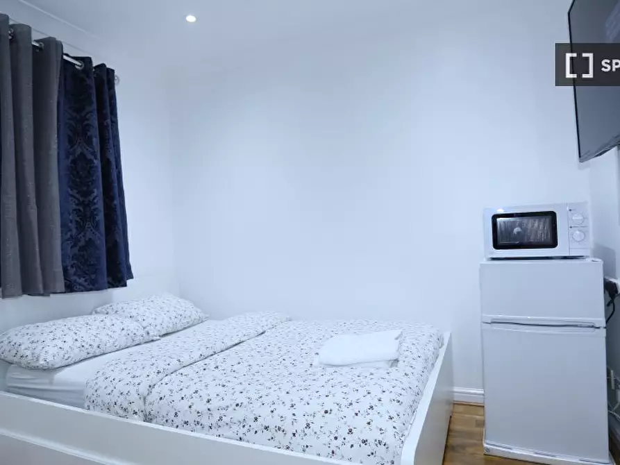 Immagine 18 di Camera condivisa in affitto  in Lytham Cl a Eltham