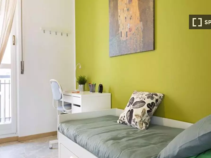 Immagine 4 di Camera condivisa in affitto  in Via dei Mandorli Milan a Monza