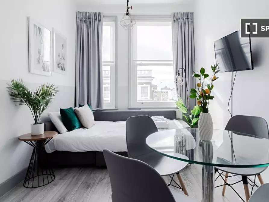 Immagine 1 di Appartamento in affitto  in Apartment a Kensington