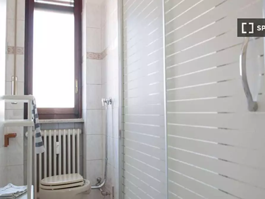 Immagine 11 di Camera condivisa in affitto  in Via San Francesco da Paola a Torino
