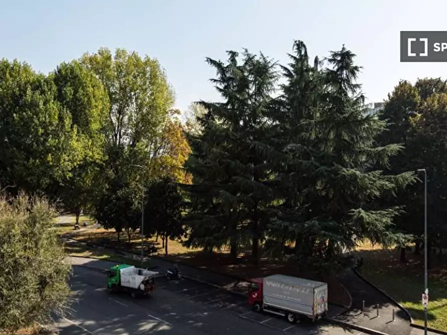 Immagine 15 di Camera condivisa in affitto  in Piazza Cartagine a Milano