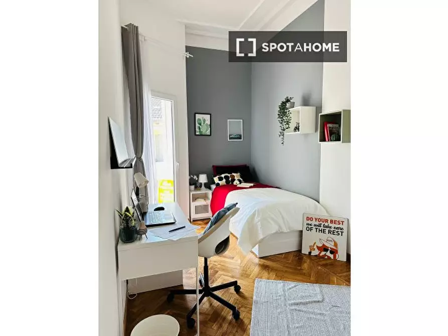 Immagine 2 di Camera condivisa in affitto  in Via Stefano Clemente n. a Torino