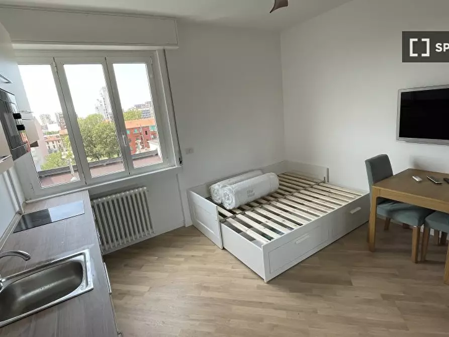 Immagine 9 di Ufficio in affitto  in Via Giambellino a Milano