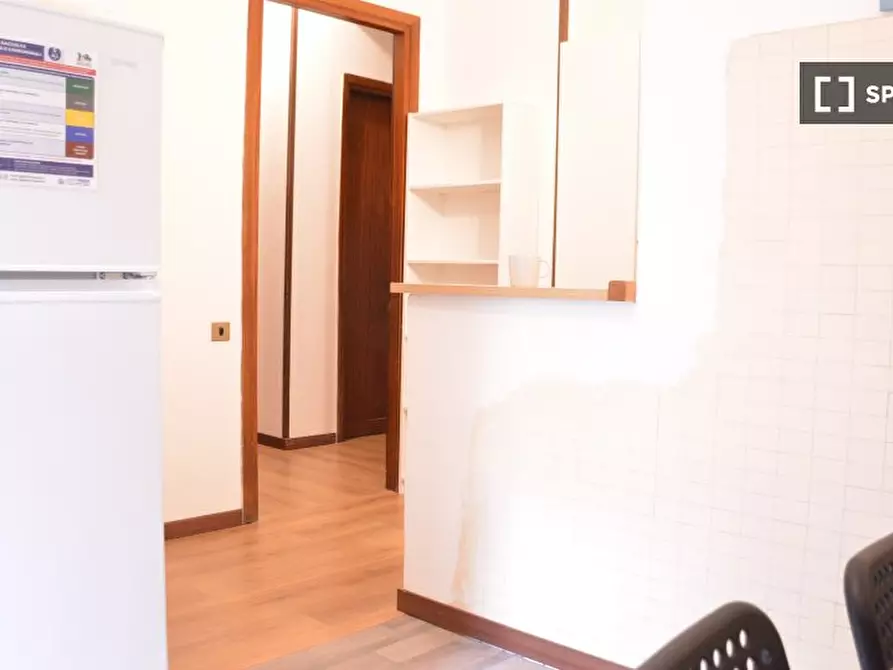 Immagine 6 di Camera condivisa in affitto  in Via Tigelliob a Cagliari