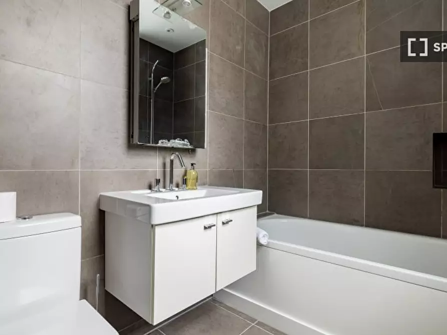 Immagine 9 di Appartamento in affitto  in Flood St a Kensington