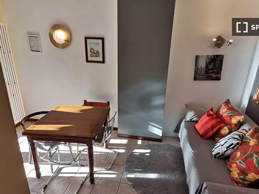 Immagine 8 di Camera condivisa in affitto  in Via Cusago a Milano