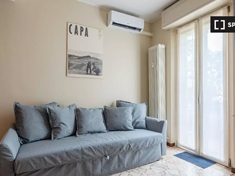 Immagine 3 di Appartamento in affitto  in Viale Giovanni da Cermenate a Milano