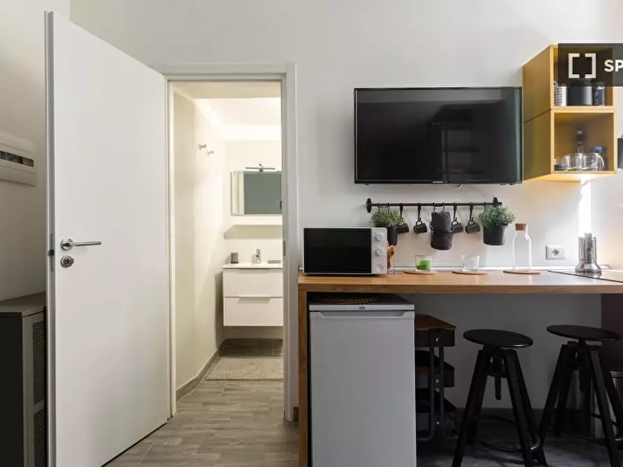 Immagine 4 di Ufficio in affitto  in V.le Gian Galeazzo a Milano