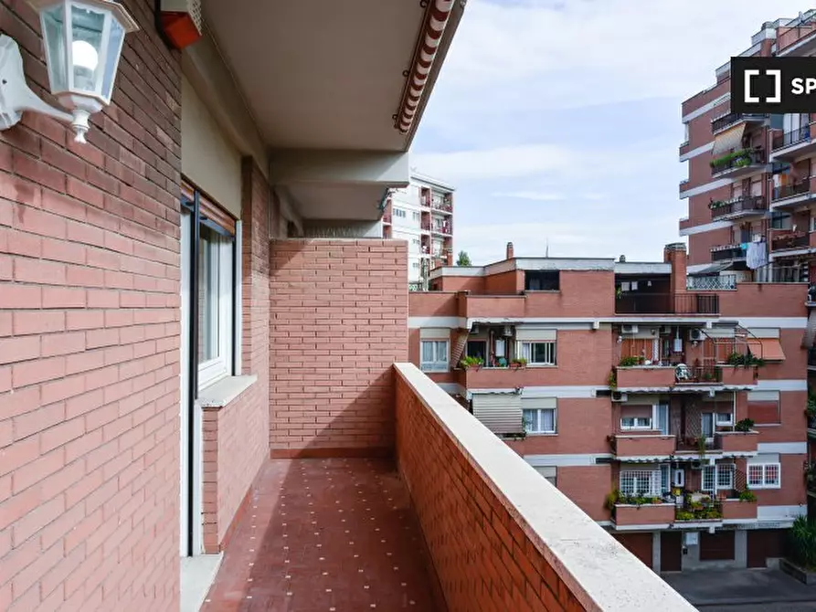 Immagine 9 di Camera condivisa in affitto  in Via Quirino Majorana, 00152 Roma RM, Italy a Roma