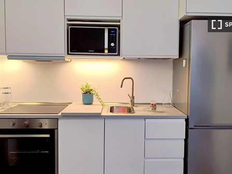 Immagine 10 di Appartamento in affitto  in Via Antonio Tolomeo Trivulzio a Milano