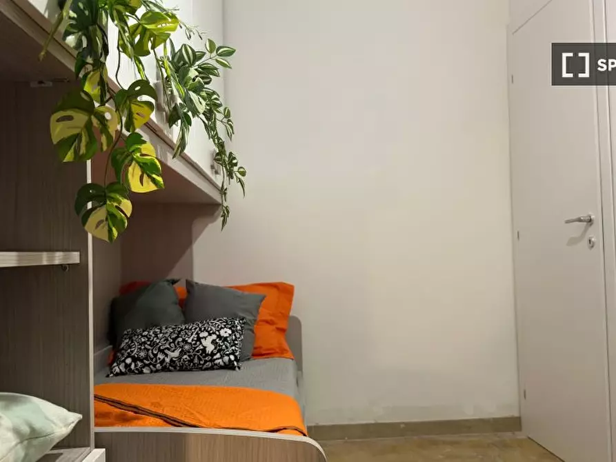 Immagine 3 di Camera condivisa in affitto  in Alfredo Oriani a Bologna