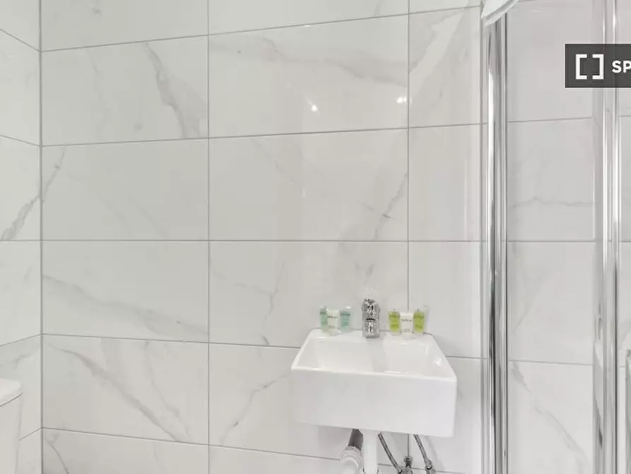Immagine 7 di Ufficio in affitto  in flat b a Hackney