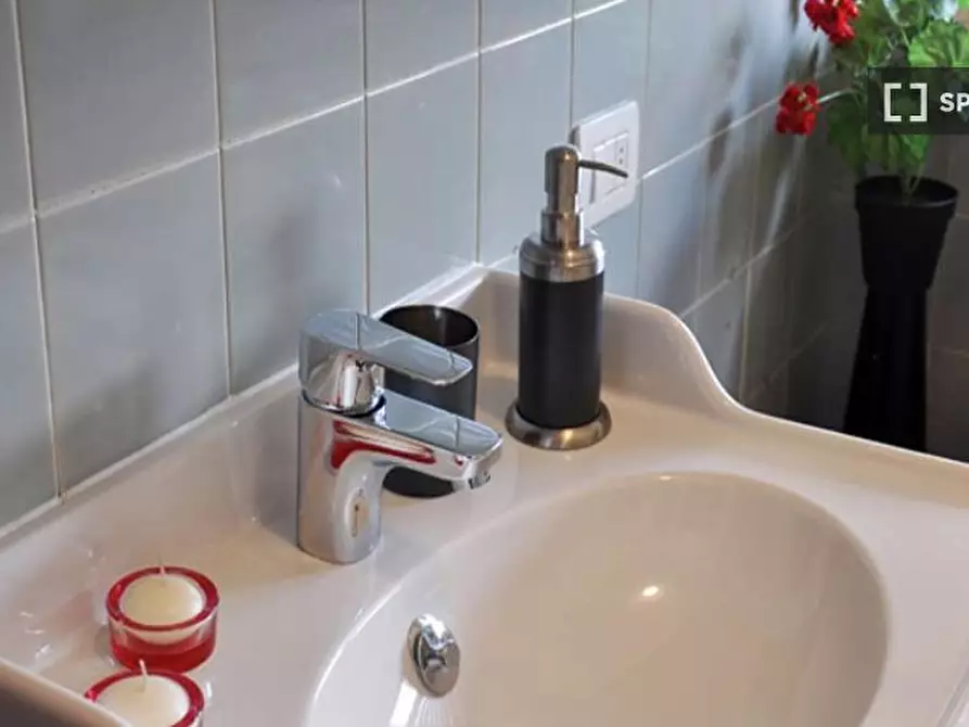 Immagine 14 di Camera condivisa in affitto  in Via Tortona a Milano