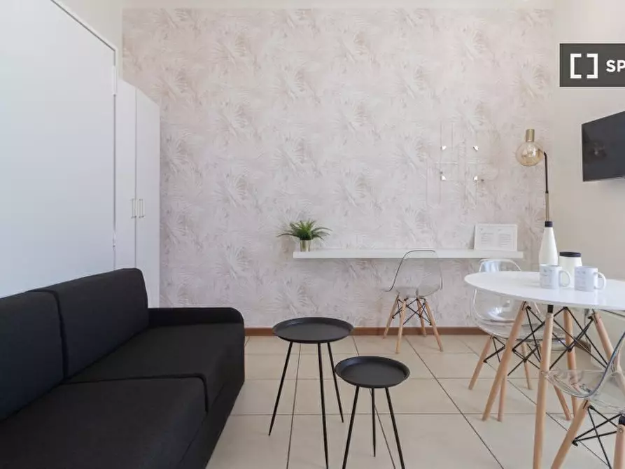 Immagine 12 di Appartamento in affitto  in Via Gallura a Milano