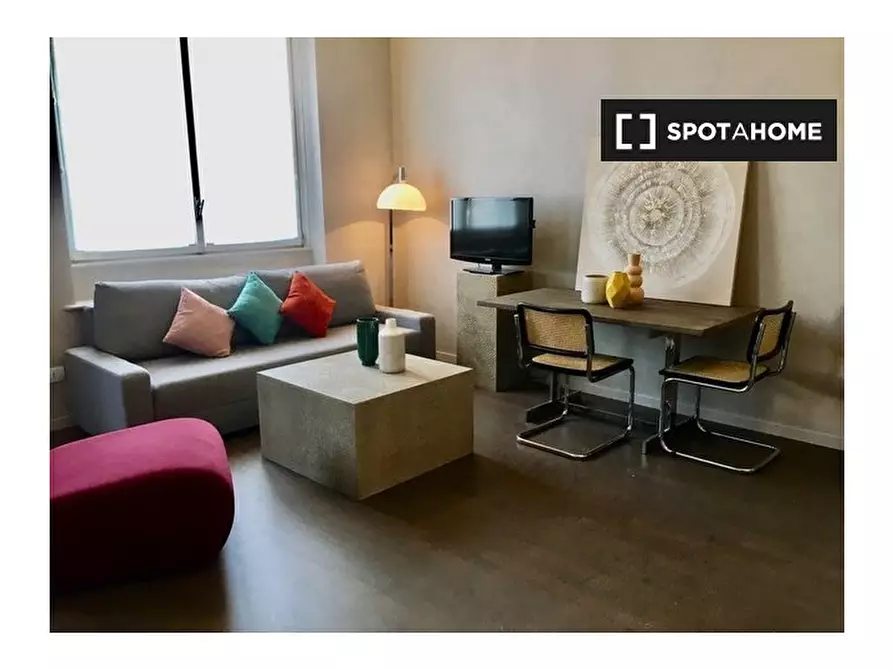 Immagine 2 di Appartamento in affitto  in Via Pantano a Milano