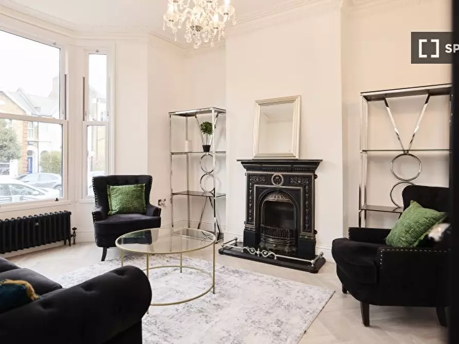 Immagine 8 di Appartamento in affitto  in Grayling Road a Hackney