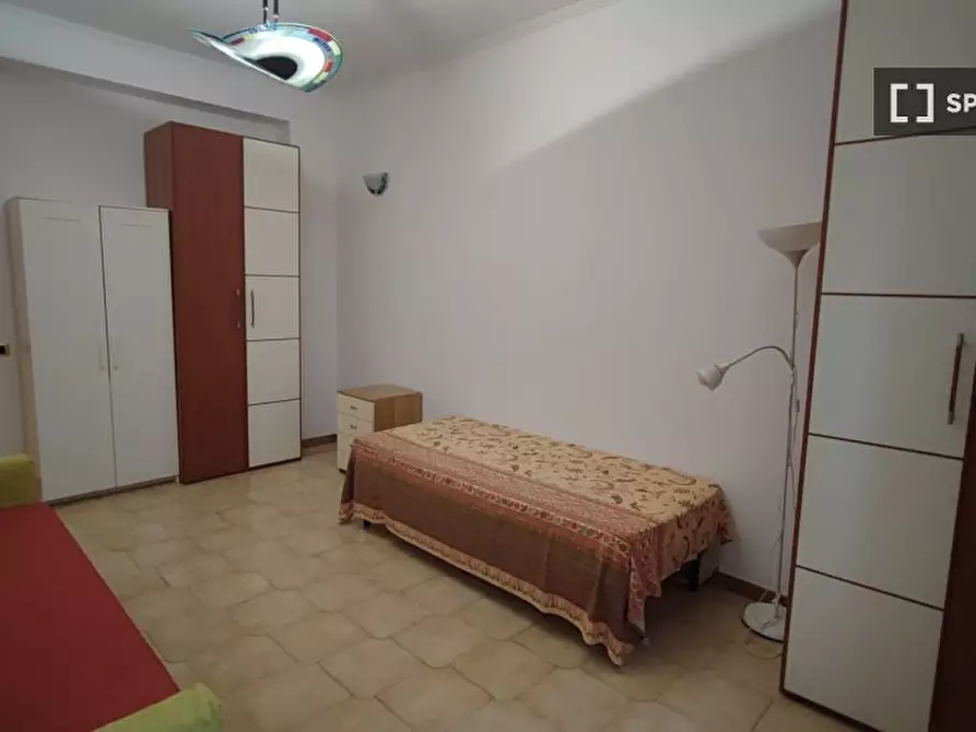 Immagine 8 di Camera condivisa in affitto  in Via Nocera Umbra a Roma