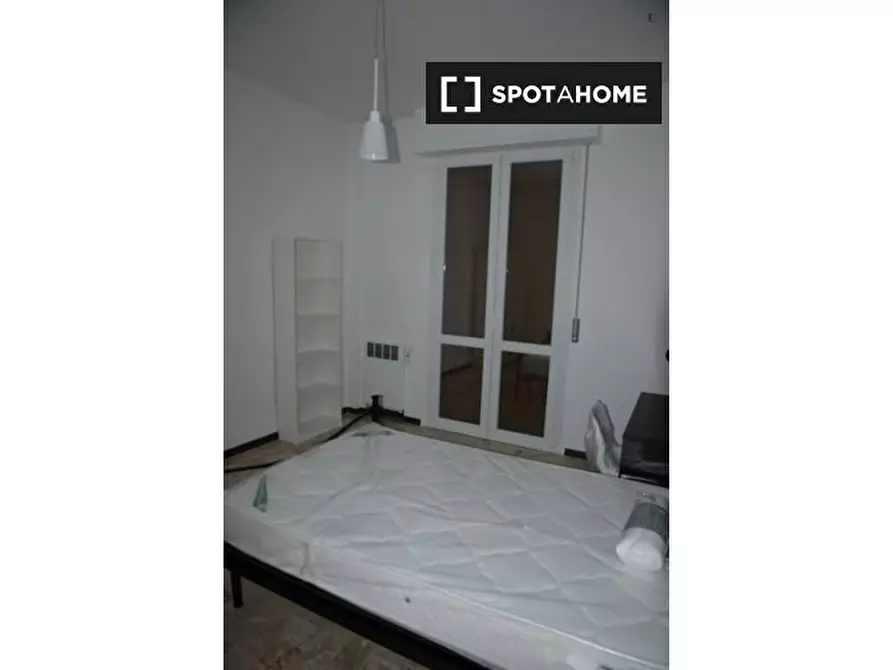 Immagine 2 di Camera condivisa in affitto  in Via Savena Antico a Bologna
