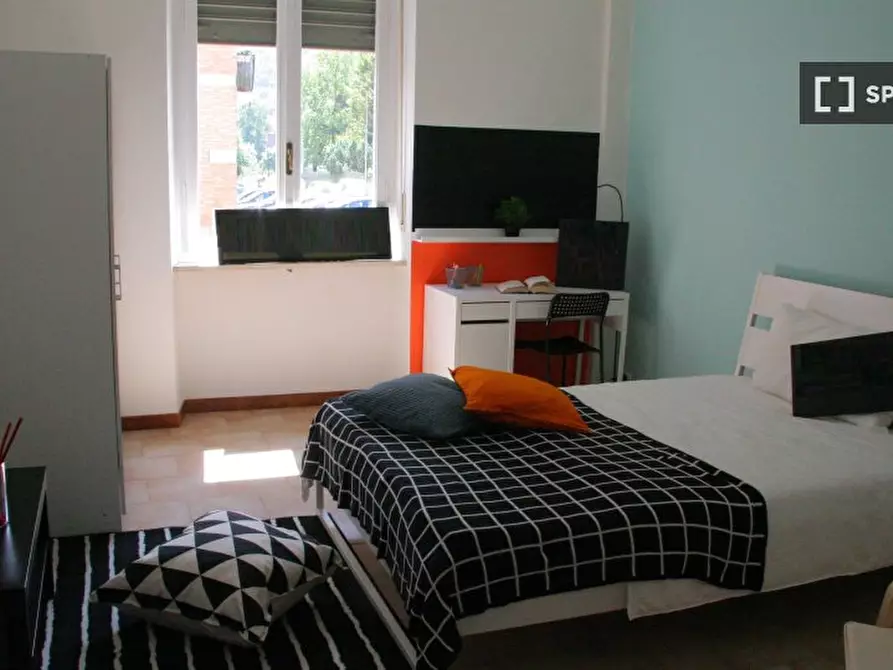 Immagine 5 di Camera condivisa in affitto  in Via Pallanza a Torino