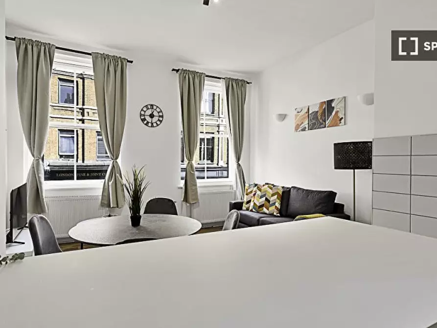 Immagine 17 di Appartamento in affitto  in Norfolk Place a Paddington