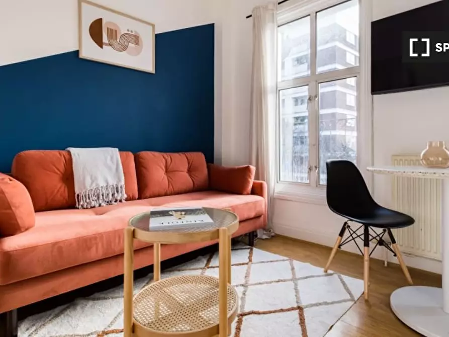 Immagine 3 di Appartamento in affitto  in Goldhawk Rd a Hammersmith