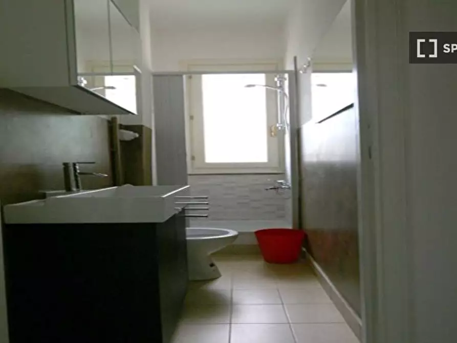 Immagine 6 di Camera condivisa in affitto  in Piazzale Bacone a Milano