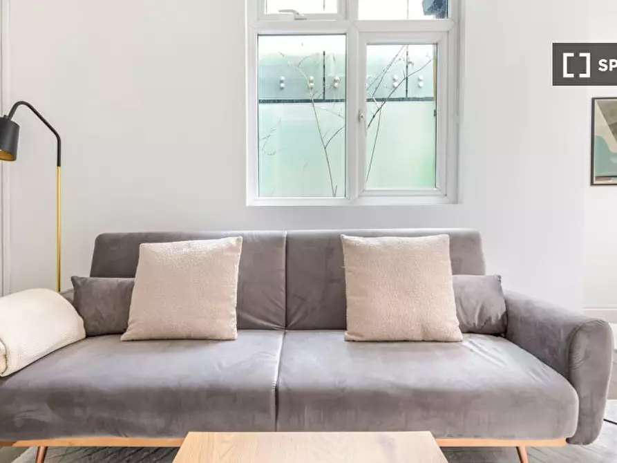 Immagine 2 di Appartamento in affitto  in B Lisson Grove a Camden Town