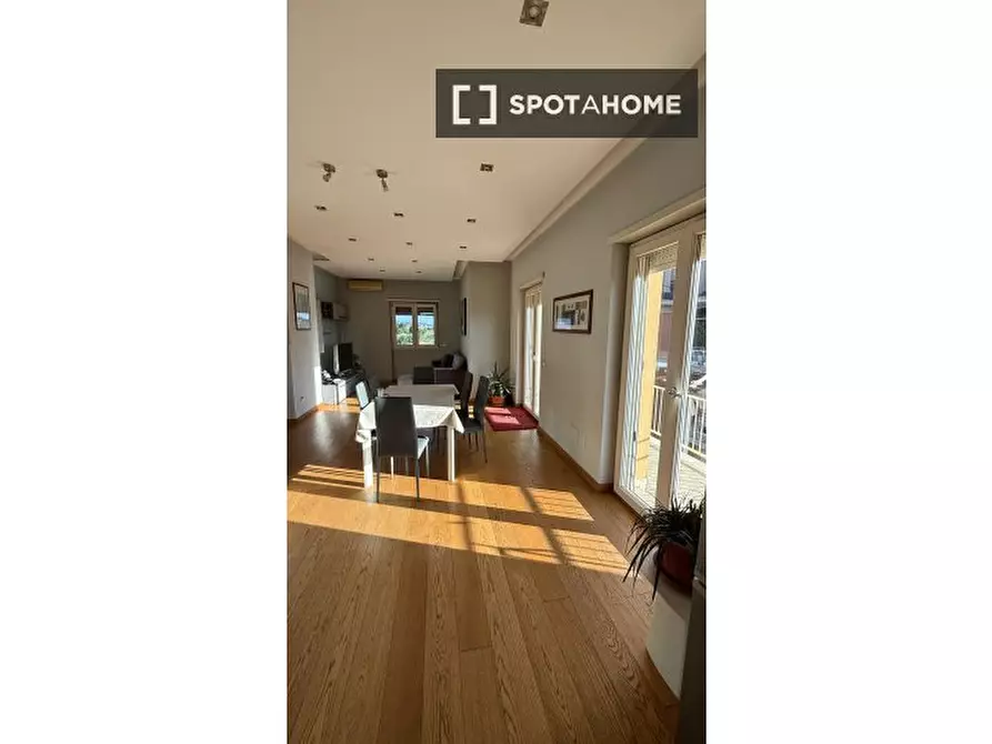 Immagine 5 di Camera condivisa in affitto  in V. Collatina a Roma