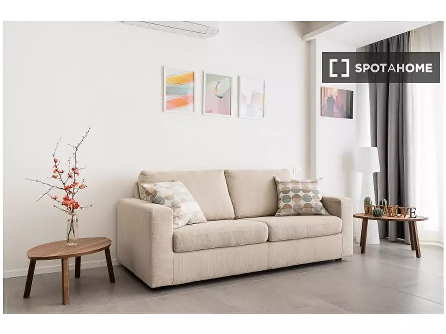 Immagine 2 di Ufficio in affitto  in Via S. Gervasio a Bologna